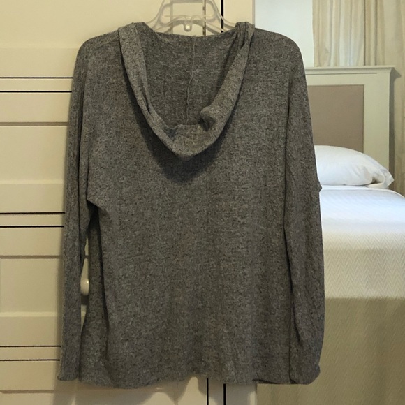 American Eagle Soft and Sexy Plush Hooded Cardigan - Picture 6 of 8